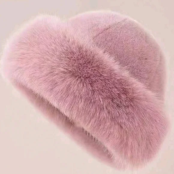Plush Faux Fur Hat - Picture 3 of 5